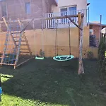 влаида 아파트 사파레바바냐